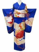 唐草の青地に雲取薬玉の小振袖【hou17】