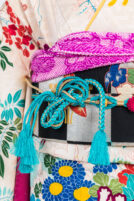 ブルーやマゼンダの染め分けの本紋地に、手描き・手刺繍で花車の色振袖【fui120】