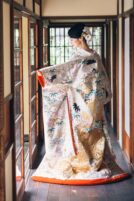 松竹梅に舞鶴遊亀紋様刺繍の打掛一式【utk01】_婚礼ロケーション撮影プラン