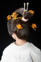 花嫁必見】白無垢で魅せる古風な髪型｜おすすめアレンジも写真付きで